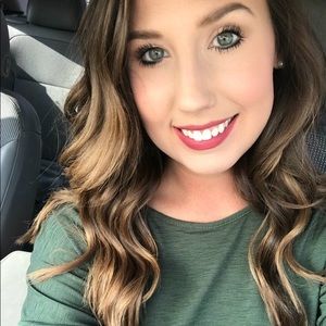 Meet your Posher, Brittney